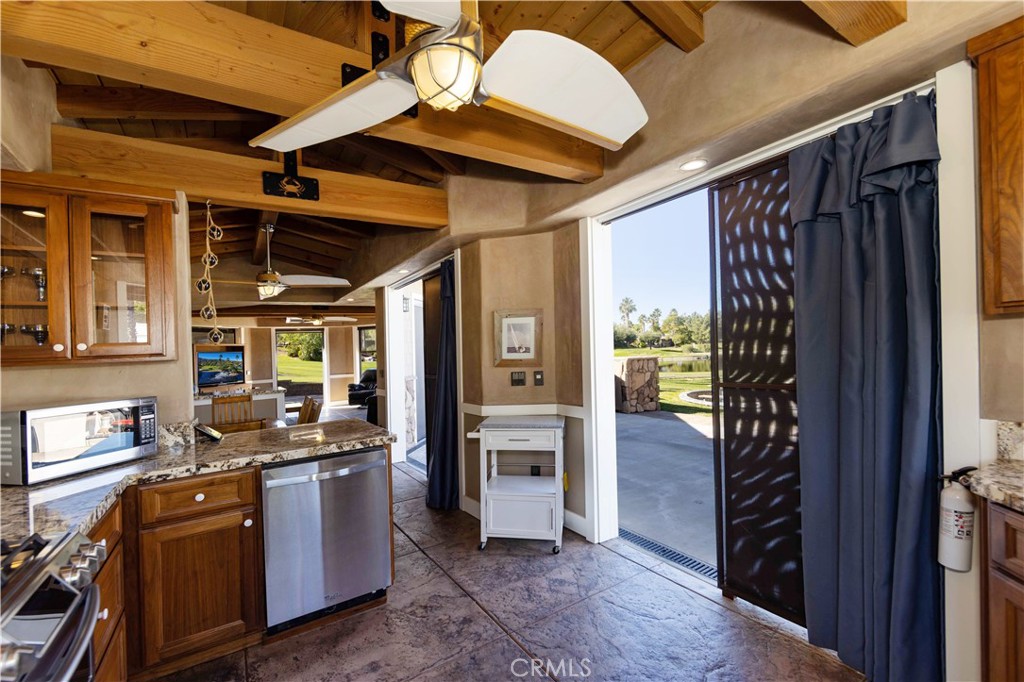 45525 Highway 79 Site 270 Property Photo 17