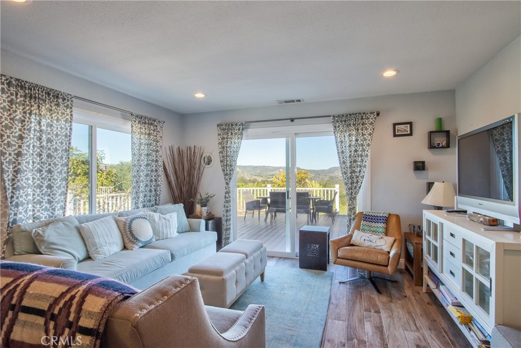 40390 Ross Road Property Photo 5
