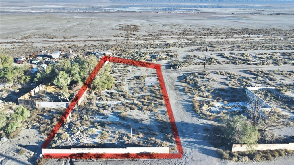 82075 Trona Road Property Photo 3