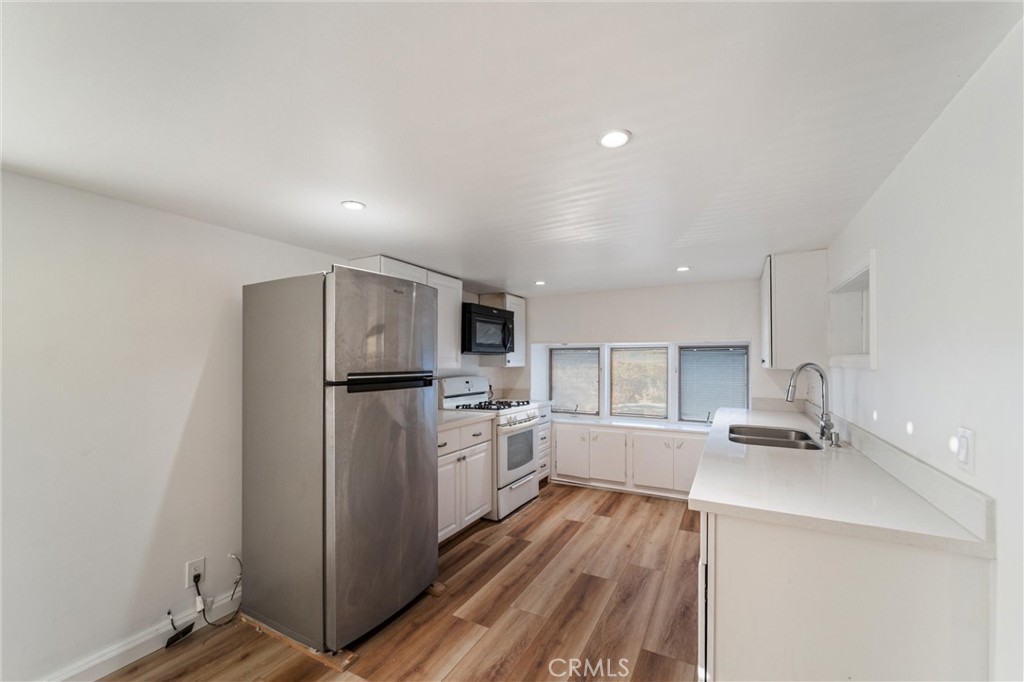 44270 Arya Court Property Photo 6