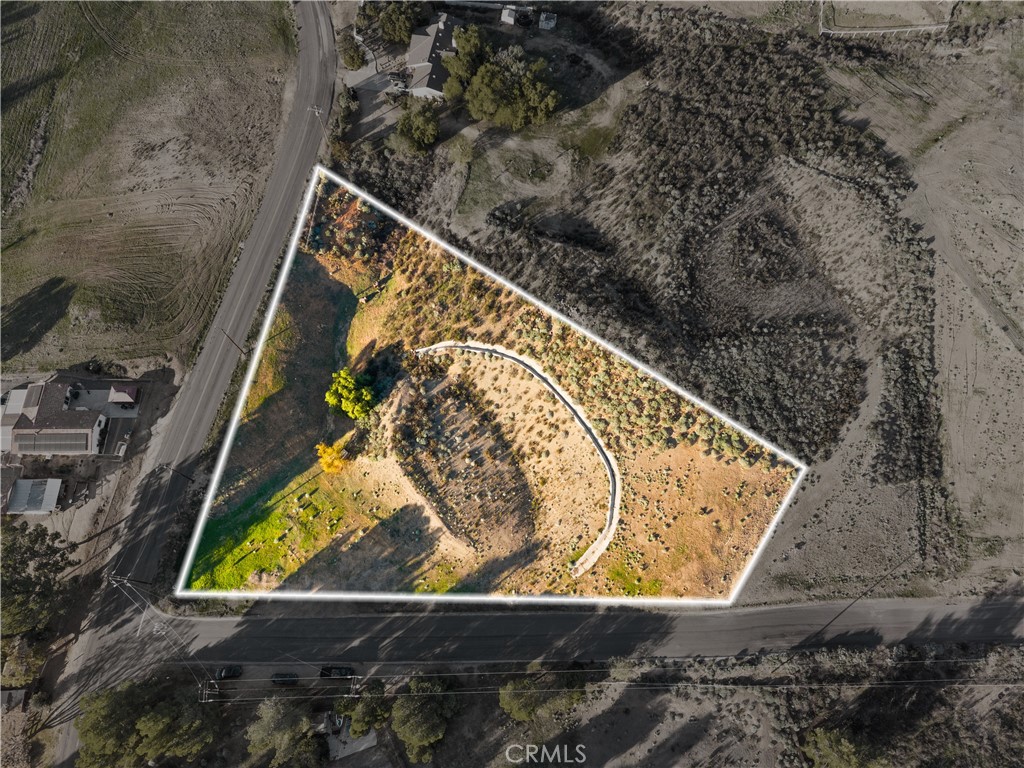 23930 Beverly Property Photo 15