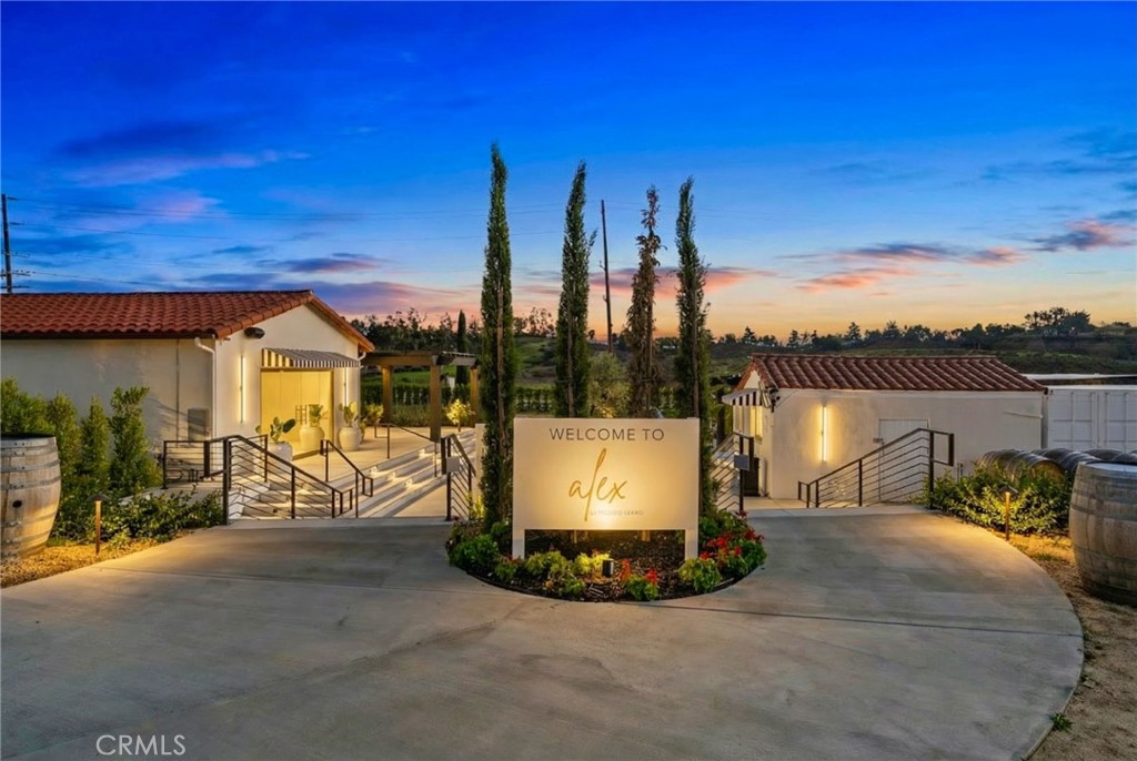 41309 Avenida Biona Property Photo 8