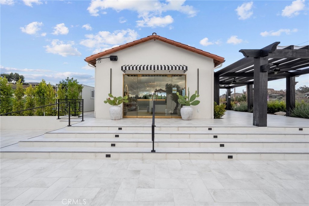 41309 Avenida Biona Property Photo 16