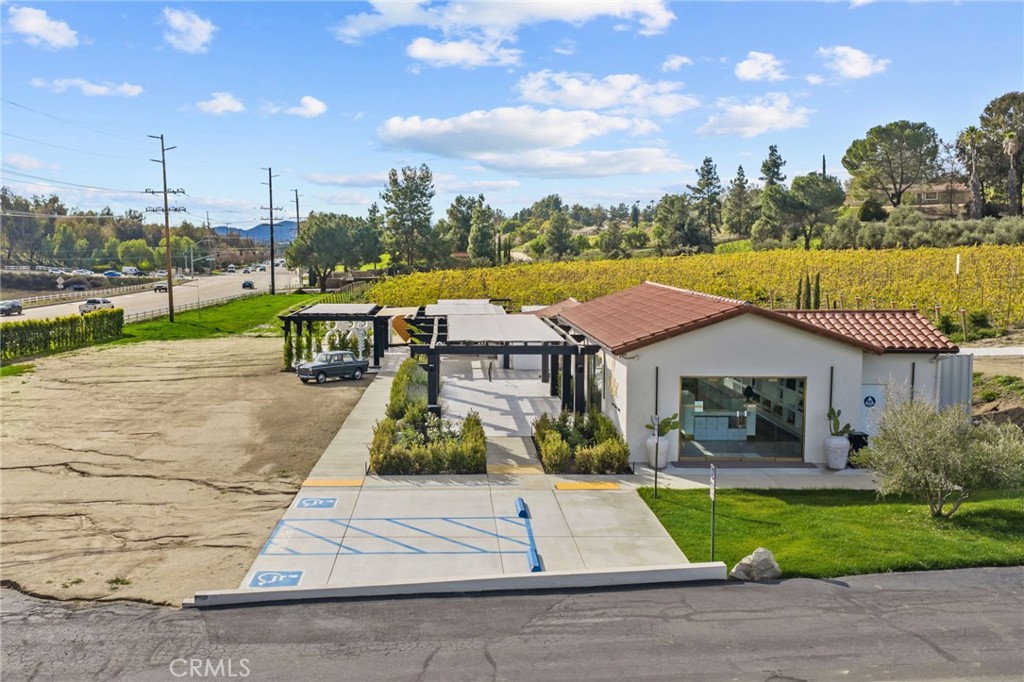 41309 Avenida Biona Property Photo 32