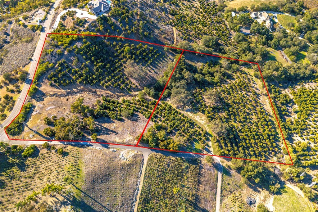 13 Via Vaquero Property Photo 2