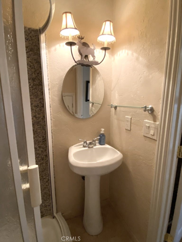 27657 Peninsula Drive 106 Property Photo 21