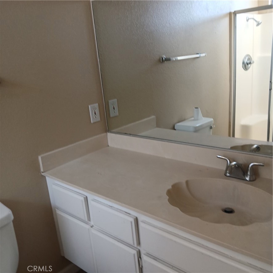 2433 West Acacia Avenue Property Photo 17