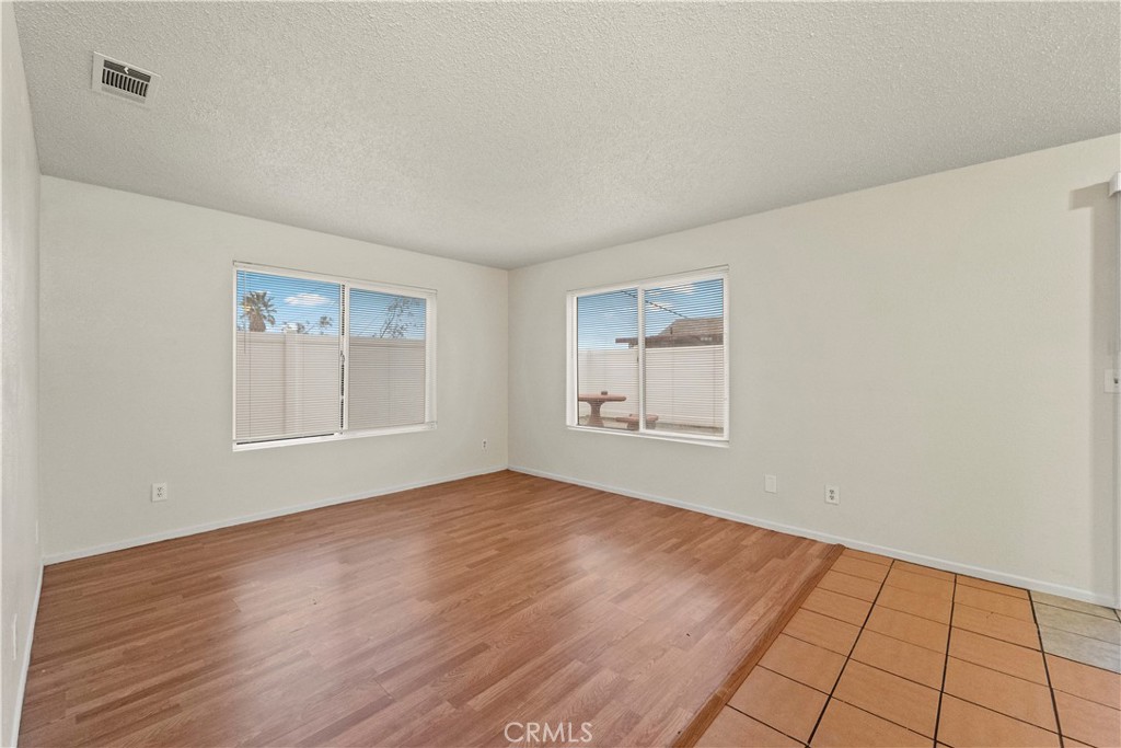 1071 May Lane Property Photo 5