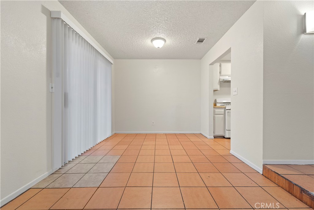 1071 May Lane Property Photo 6