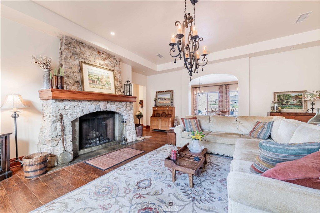 26525 Carancho Road Property Photo 11