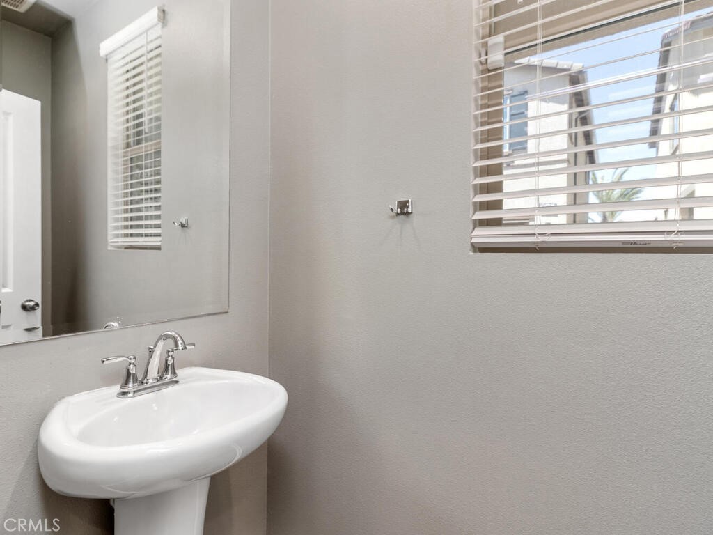 29425 Bovenzi Way Property Photo 17