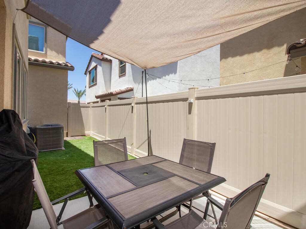 29425 Bovenzi Way Property Photo 29