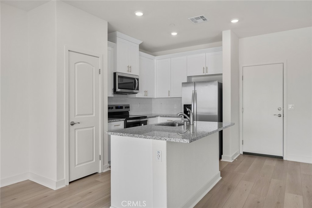 14840 Indigo Property Photo 3