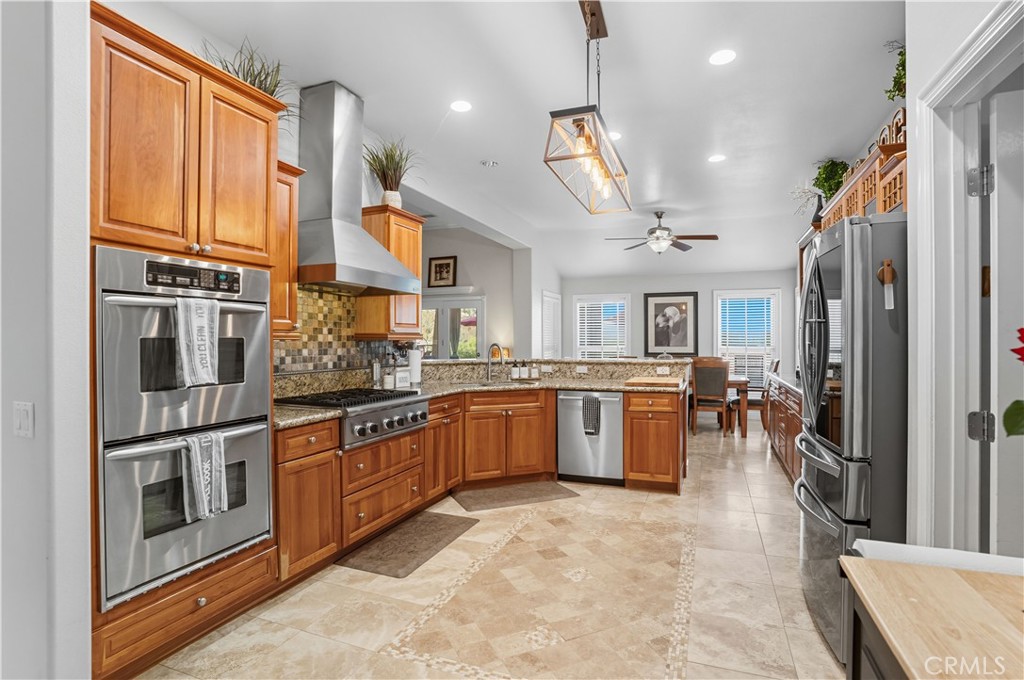 19315 Avenida Cordoba Property Photo 17
