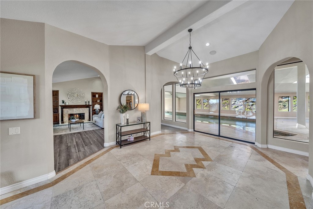 42253 Via Nortada Property Photo 4
