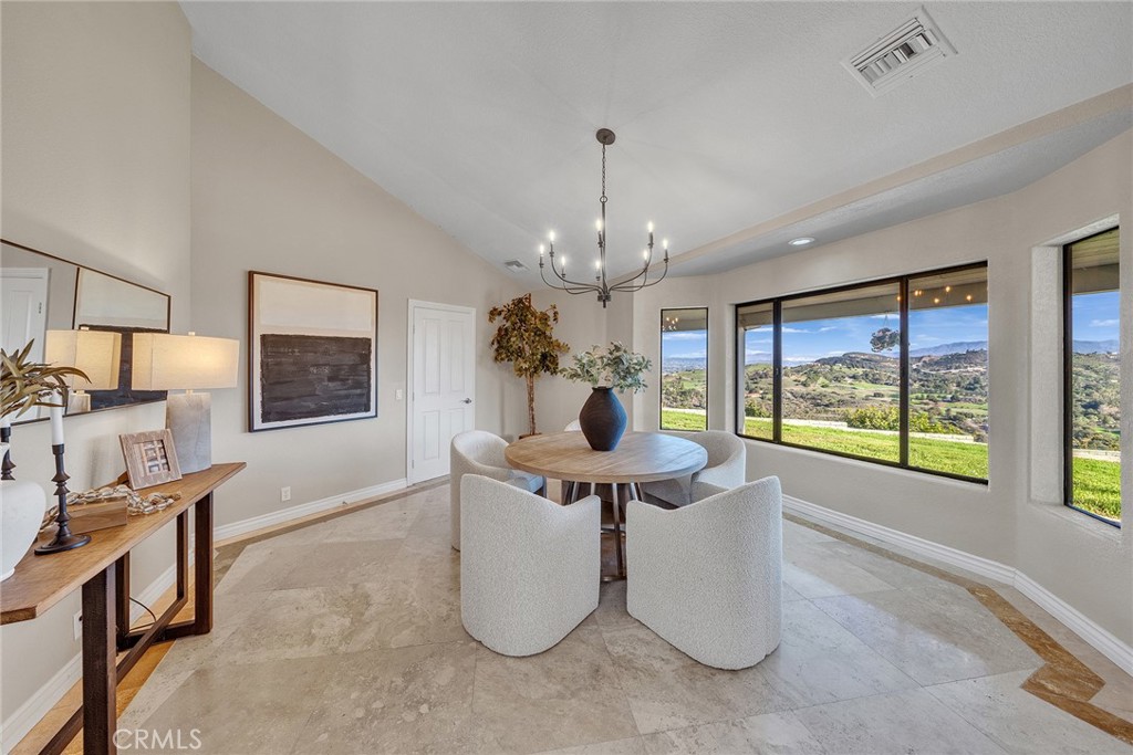 42253 Via Nortada Property Photo 7