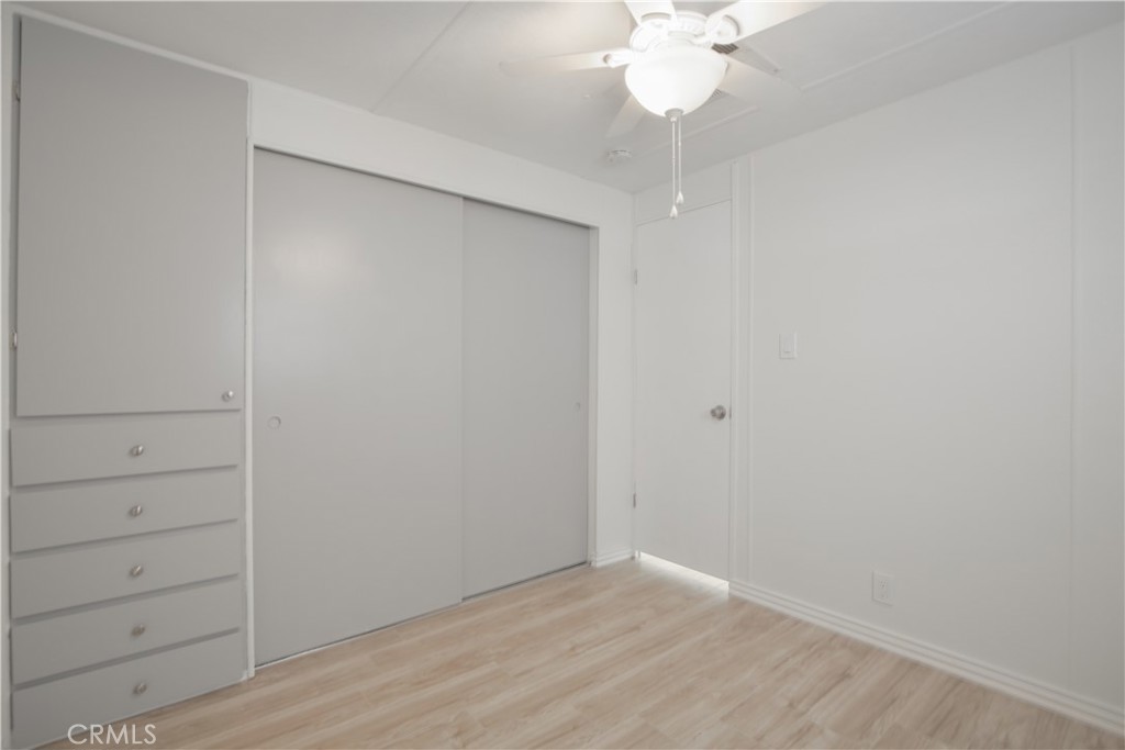 725 W Thornton 41 Property Photo 5