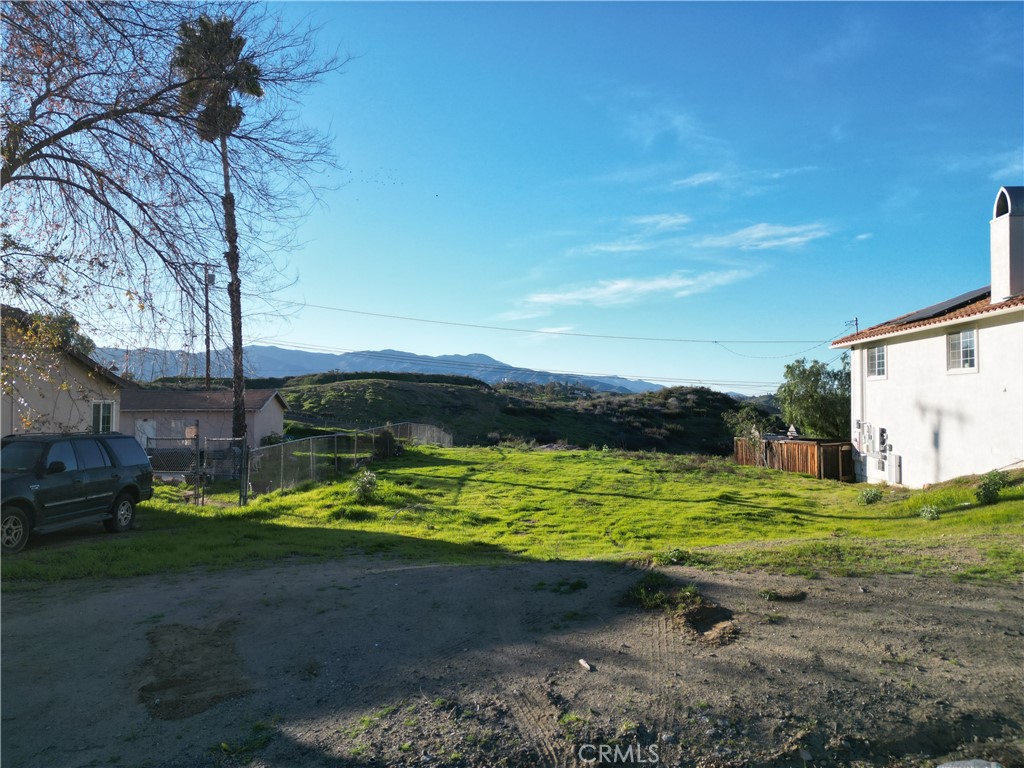 415 N Scrivener Property Photo 9