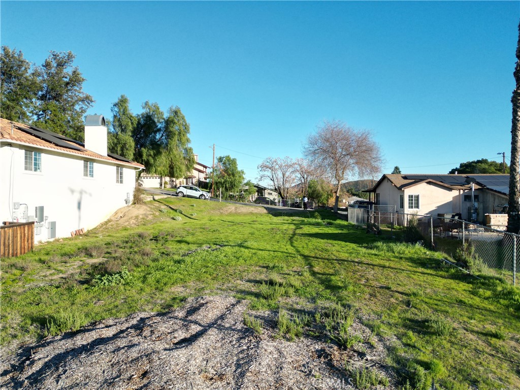 415 N Scrivener Property Photo 11