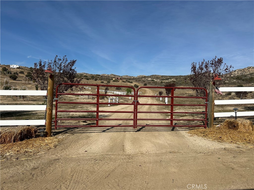 47258 Lower Ranch Road Property Photo 16