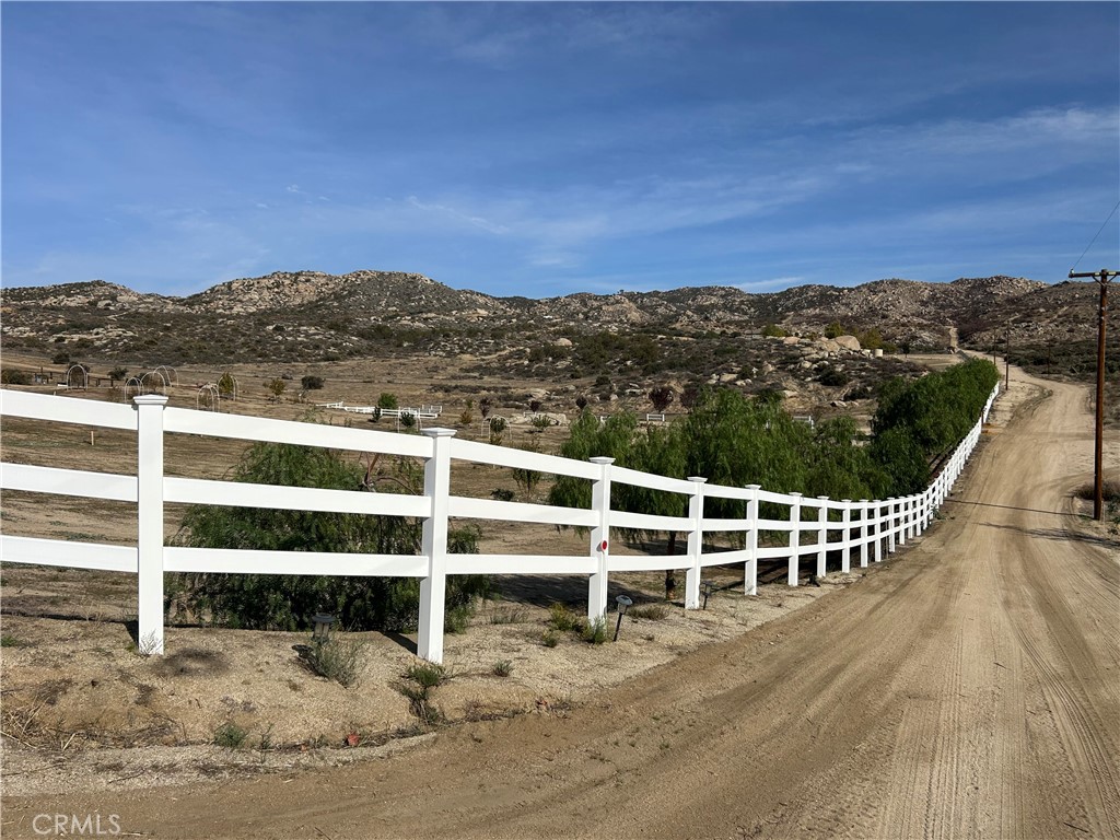 47258 Lower Ranch Road Property Photo 24