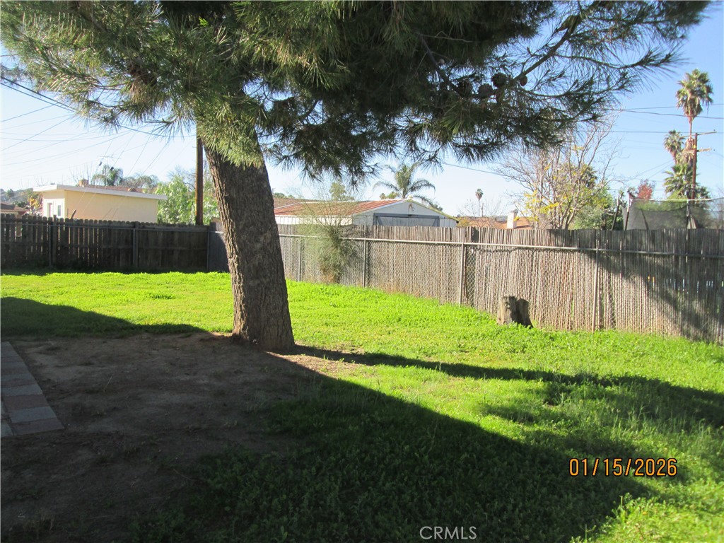 721 S Santa Fe Property Photo 5