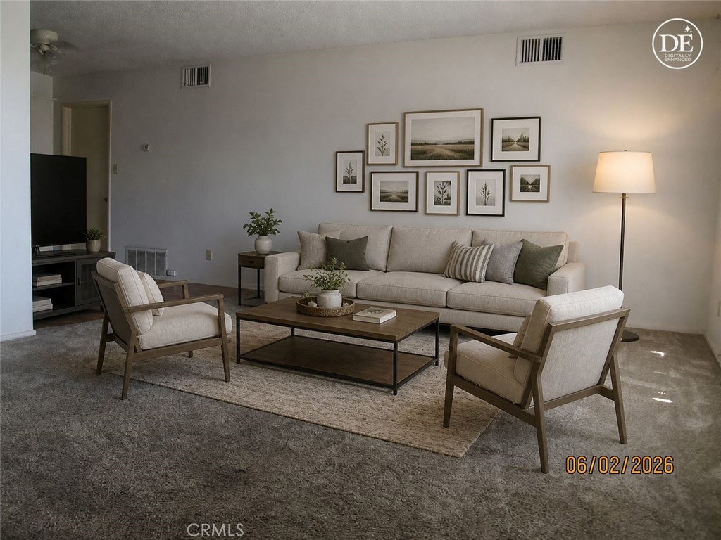 721 S Santa Fe Property Photo 7