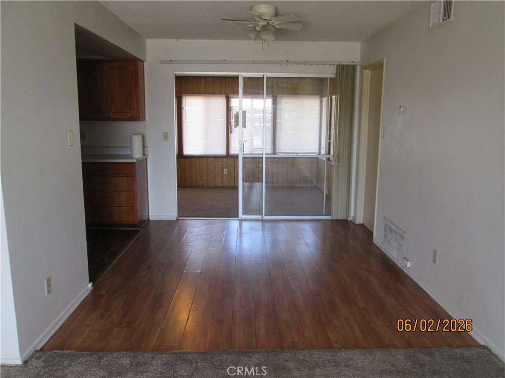 721 S Santa Fe Property Photo 10