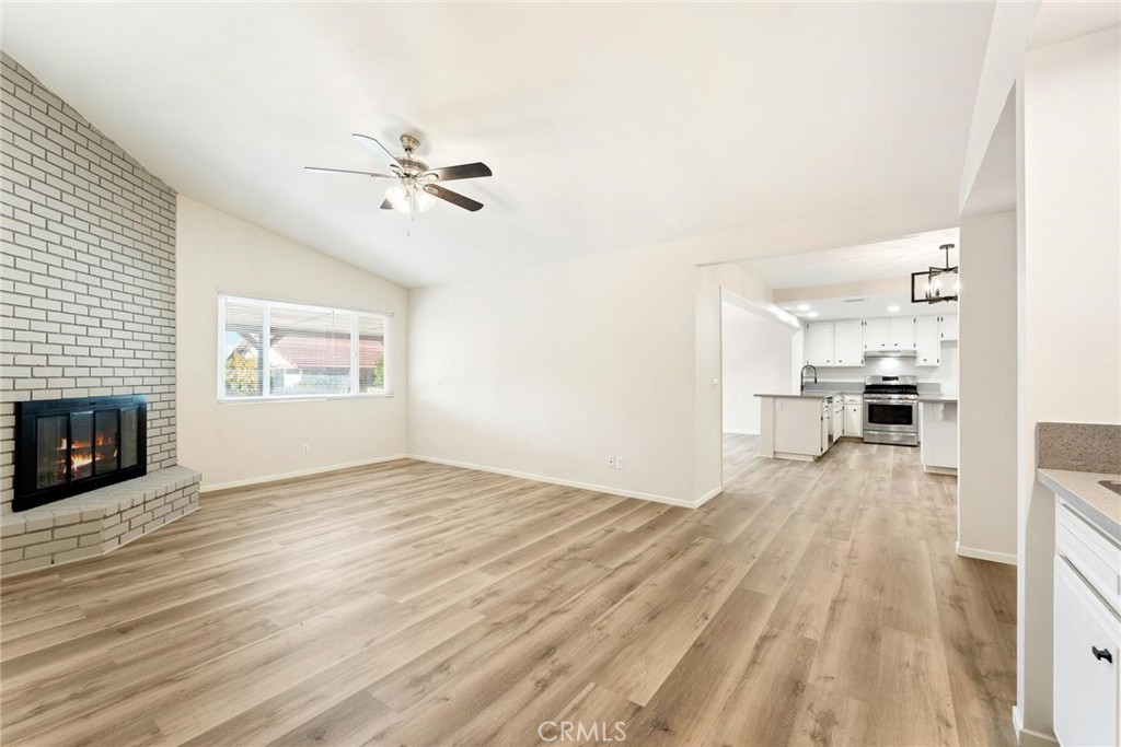 1127 Alleppo Court Property Photo 8