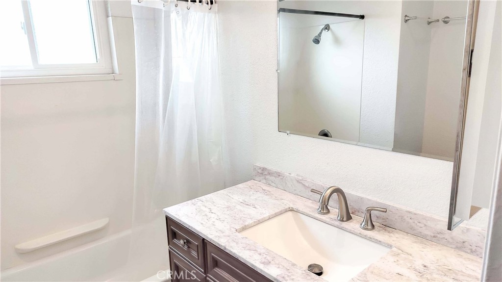 1724 Crofton Lane Property Photo 12