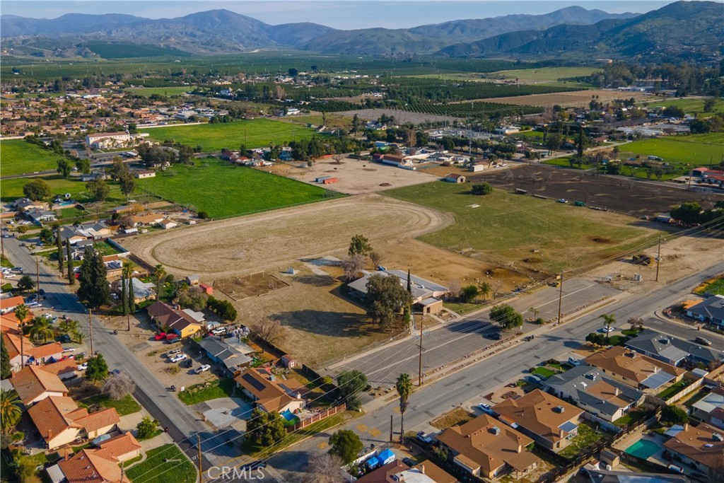 26312 Hemet Property Photo 2