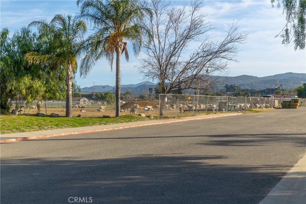 26312 Hemet Property Photo 18