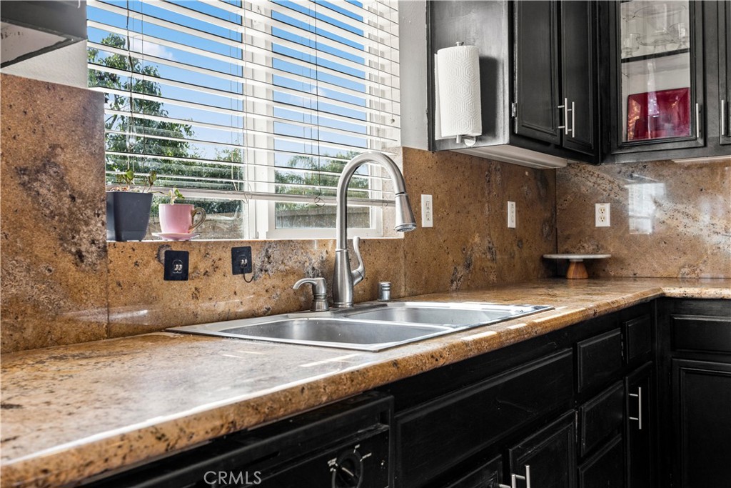 28675 Suffolk Downs Property Photo 13
