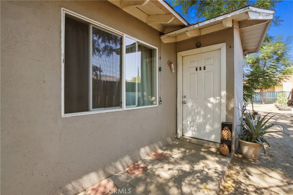 563 W Main Property Photo 11