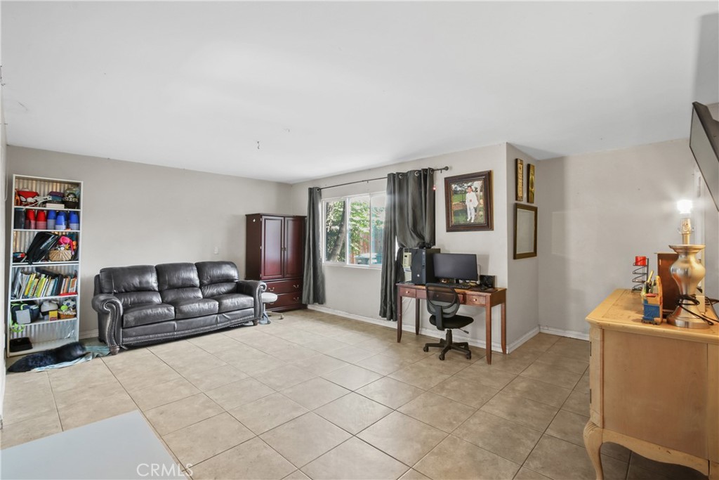 563 W Main Property Photo 12