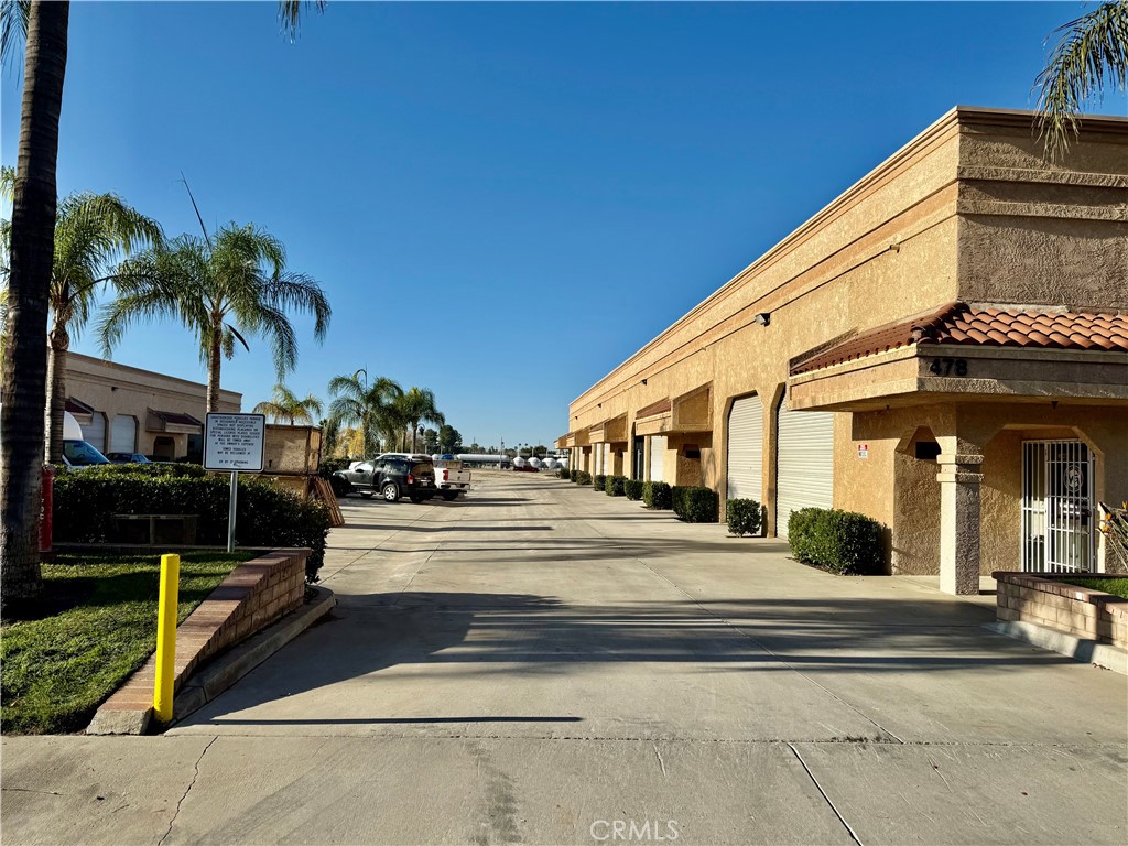 478 N Scovell Property Photo 3