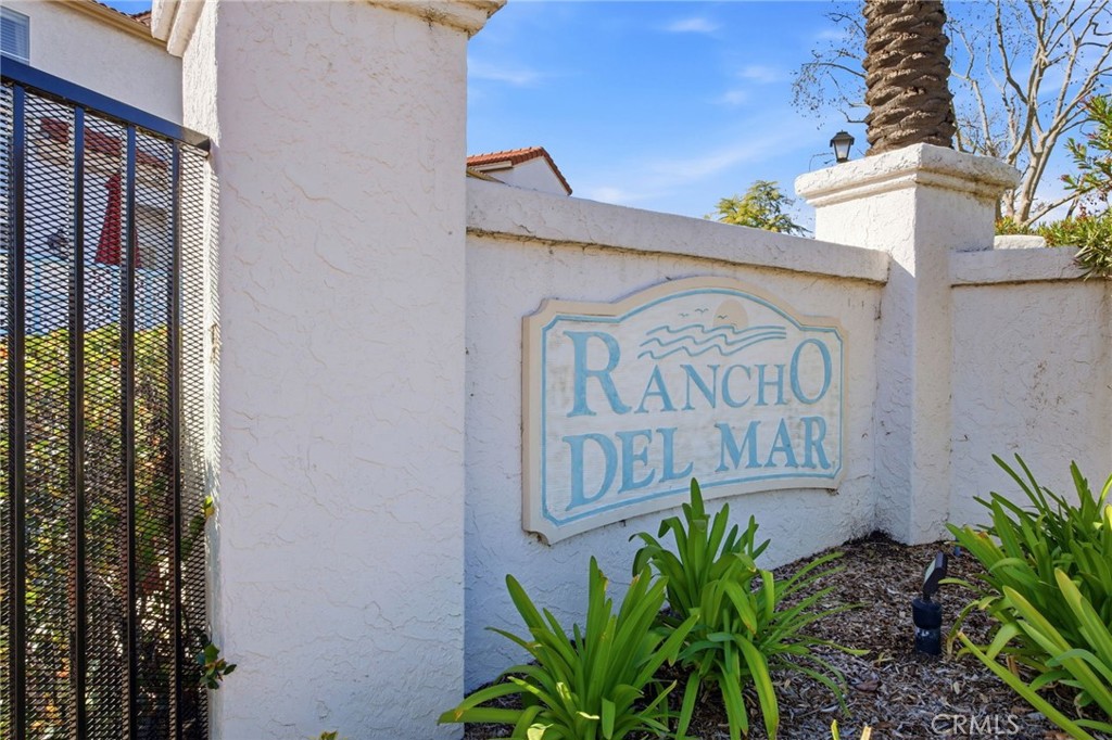 29525 Cara Property Photo 1