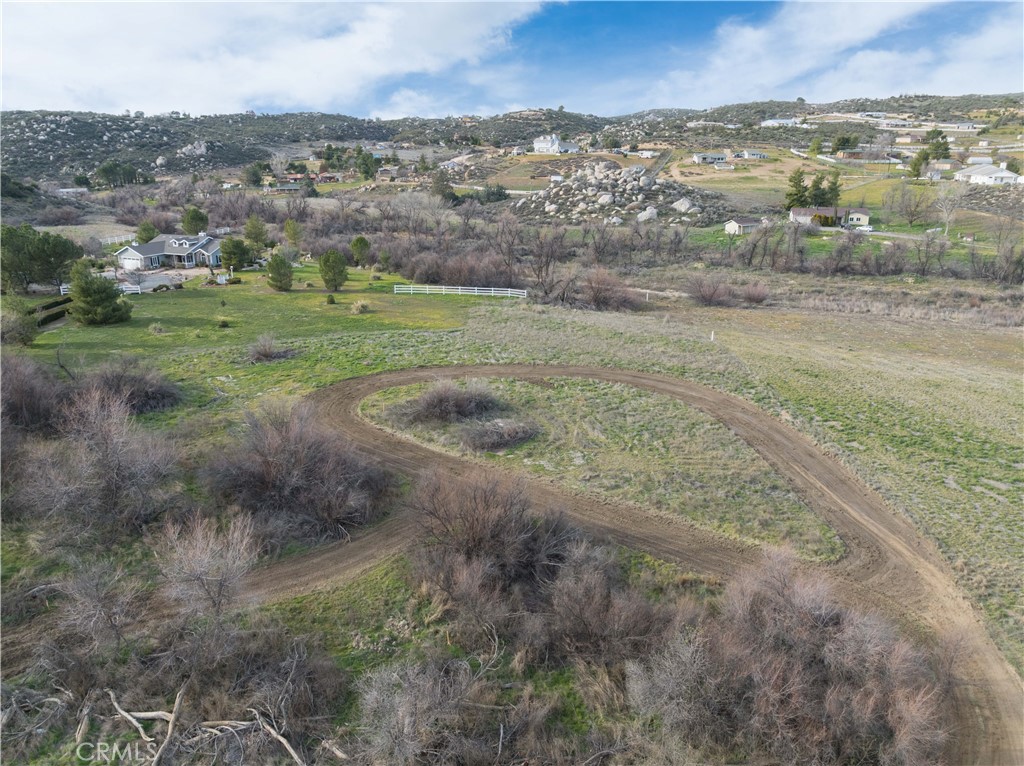 662 Saddleback Drive Property Photo 4