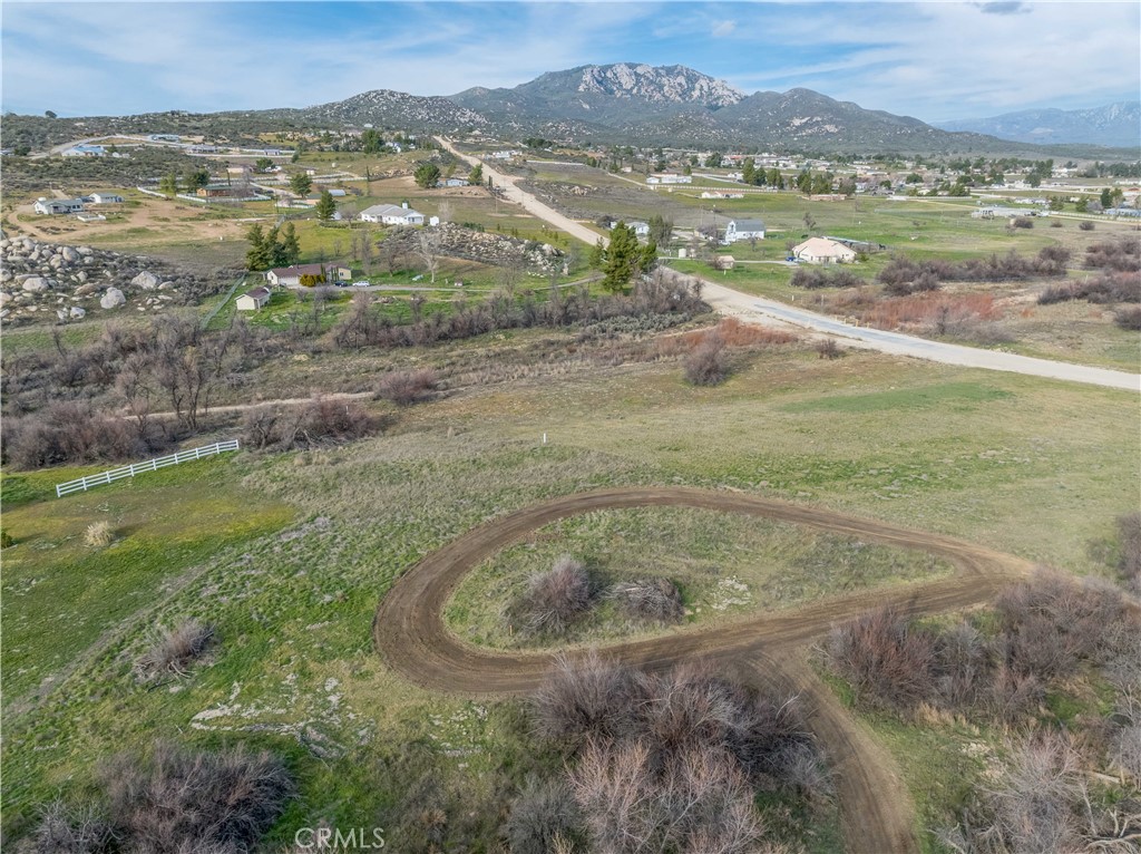 662 Saddleback Drive Property Photo 4