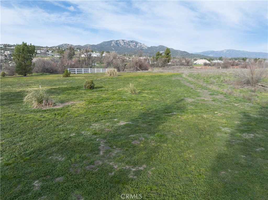 662 Saddleback Drive Property Photo 6
