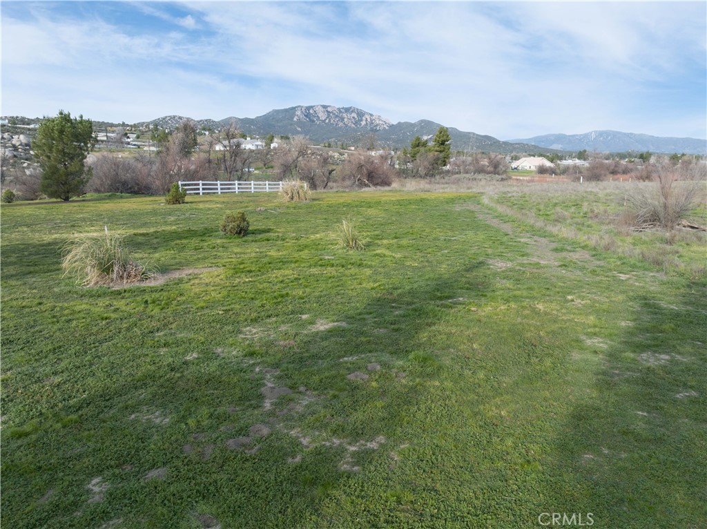 662 Saddleback Drive Property Photo 6