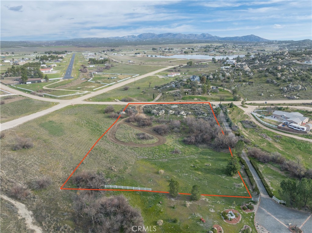 662 Saddleback Drive Property Photo 10