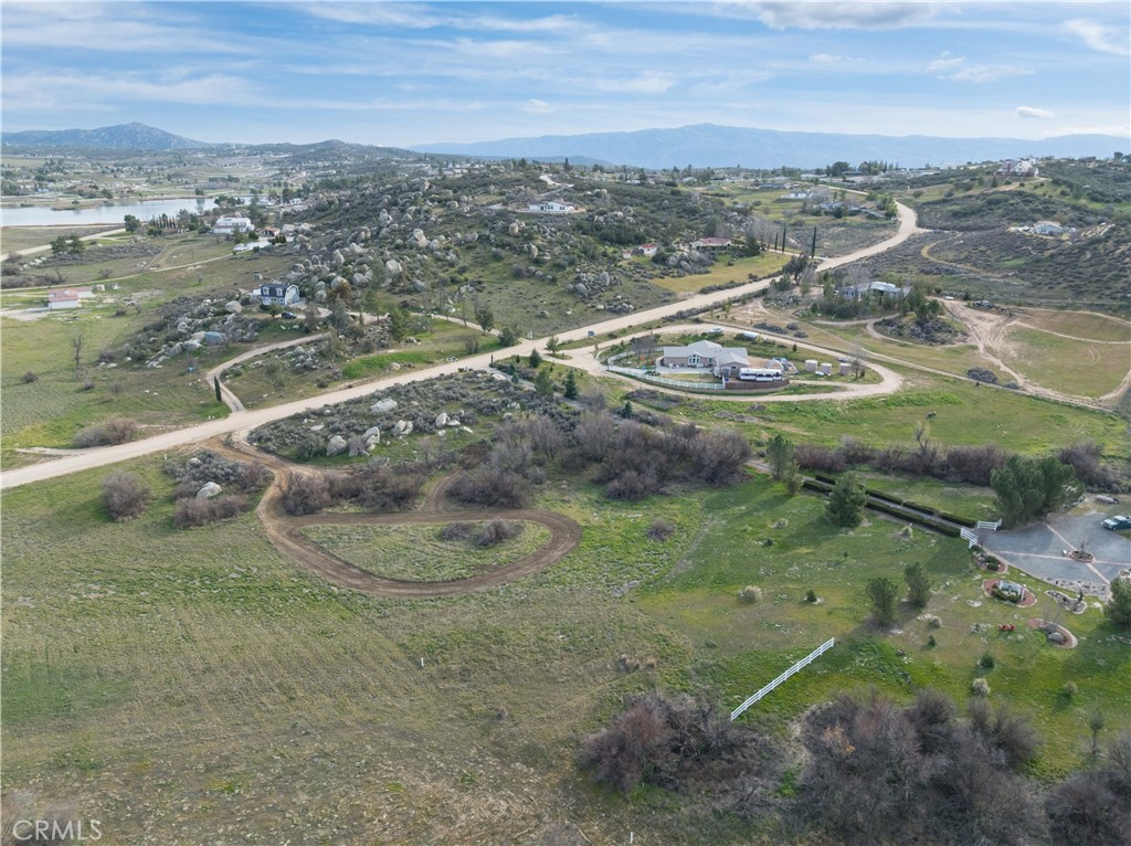 662 Saddleback Drive Property Photo 12