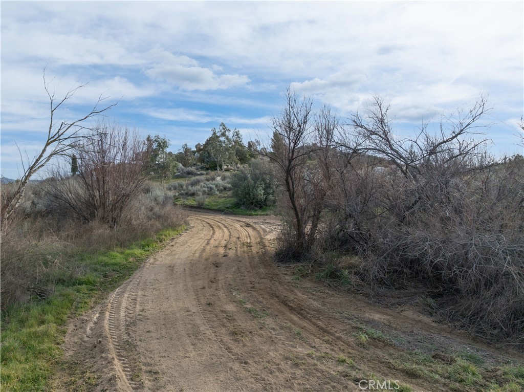 662 Saddleback Drive Property Photo 14