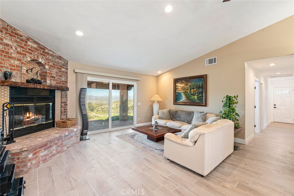 24000 Crab Hollow Property Photo 16