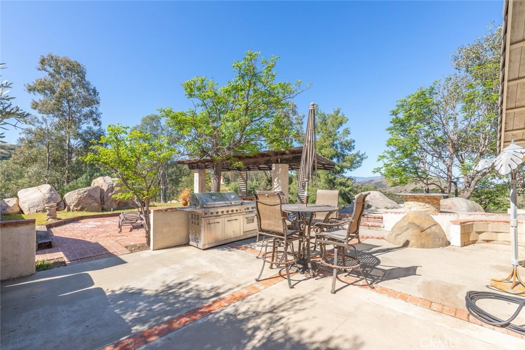 24000 Crab Hollow Property Photo 28