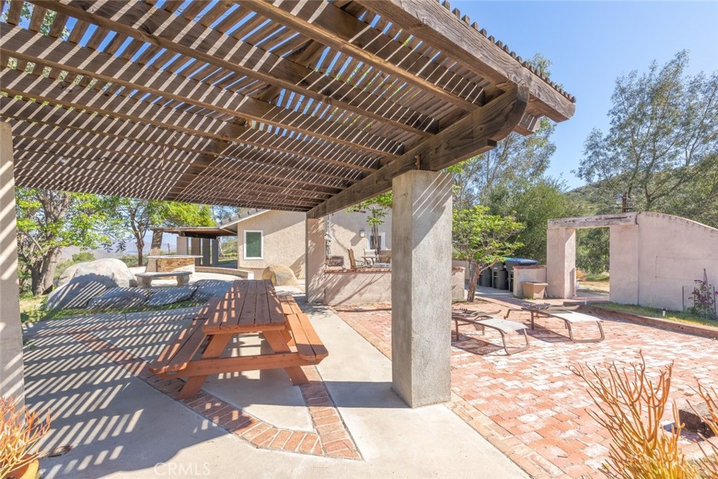 24000 Crab Hollow Property Photo 30