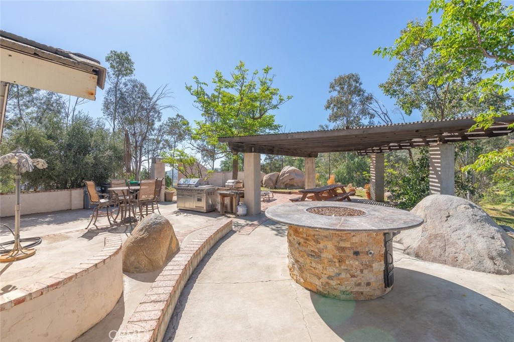 24000 Crab Hollow Property Photo 31