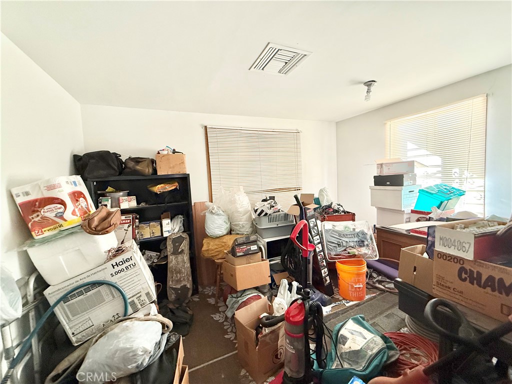 82489 3rd Street Property Photo 13