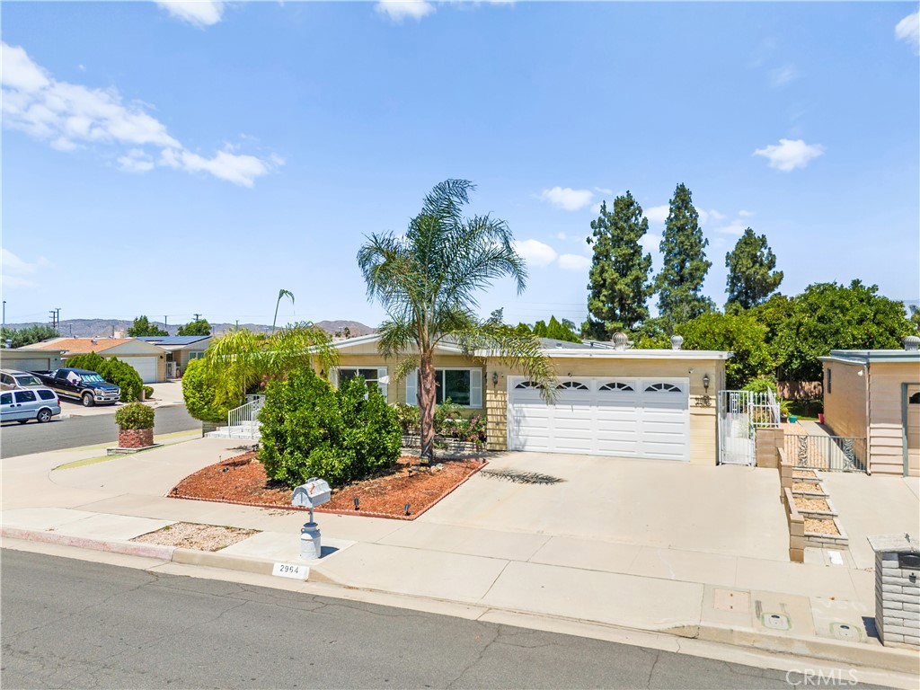 2964 Silver Oak Way Property Photo 8